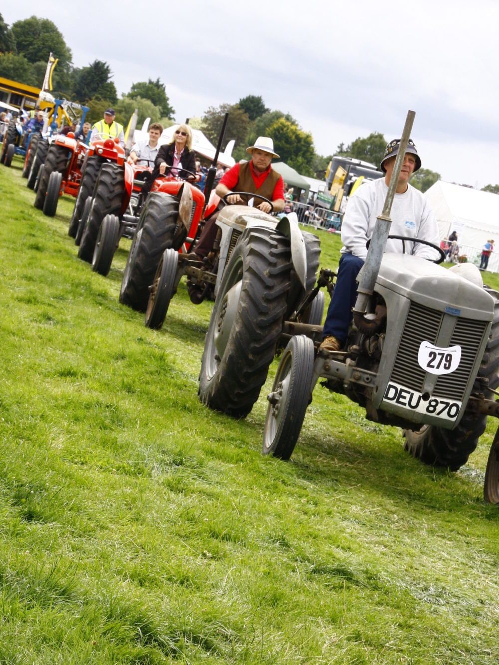 Vintage Tractors & Static Engines 2