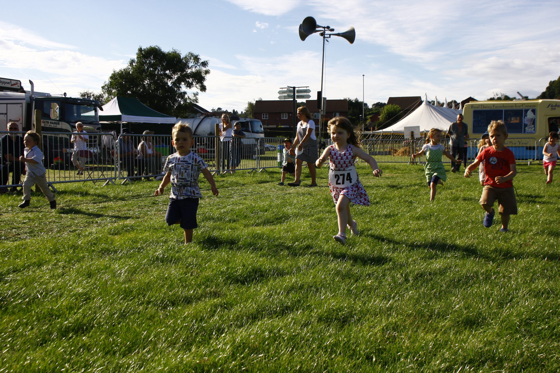 Children's Mile Foot Race - Tenbury Countryside Show